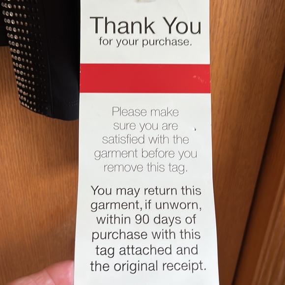 Cropped black sweater with some sparkle! - Picture 3 of 6